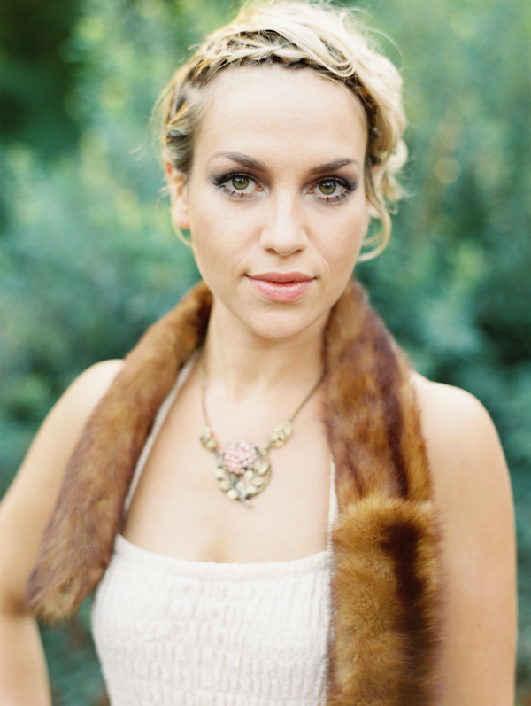 a-french-countryside-picnic-wedding