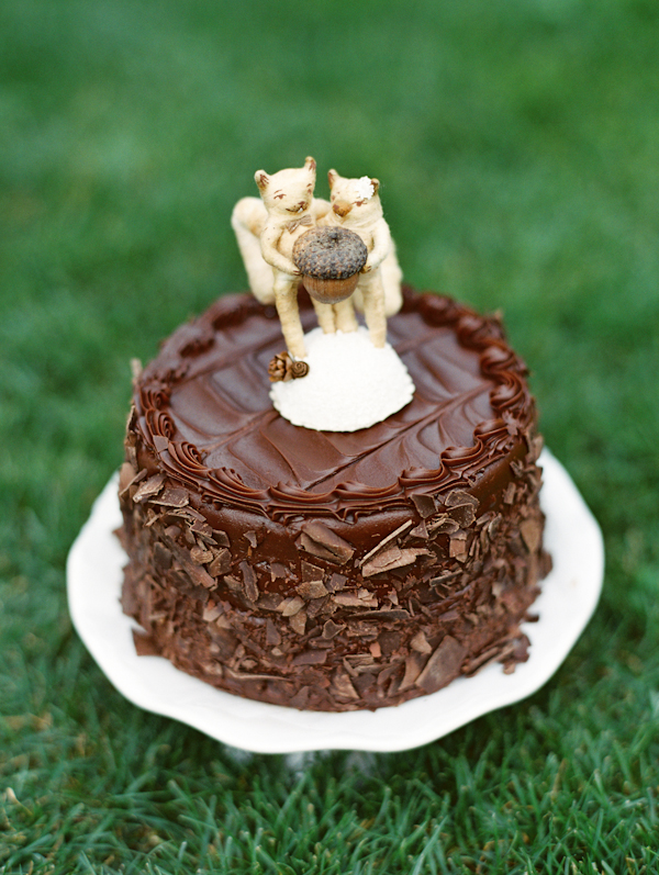 a-french-countryside-picnic-wedding