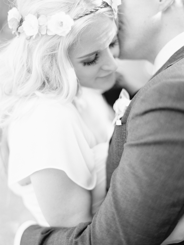 a-french-countryside-picnic-wedding