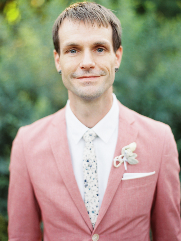 a-french-countryside-picnic-wedding