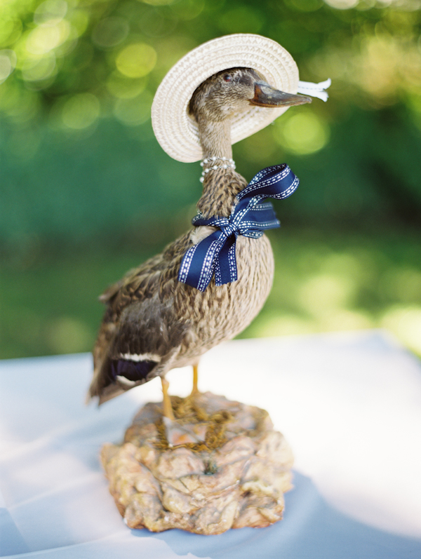a-french-countryside-picnic-wedding