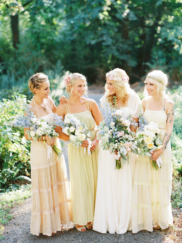 a-french-countryside-picnic-wedding