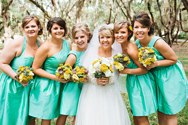 aqua-and-yellow-backyard-wedding