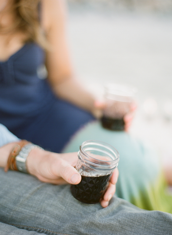 beachside-engagement-from-white-loft