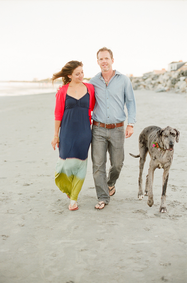 beachside-engagement-from-white-loft