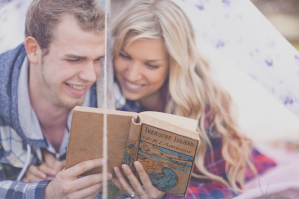 camping-engagement-session