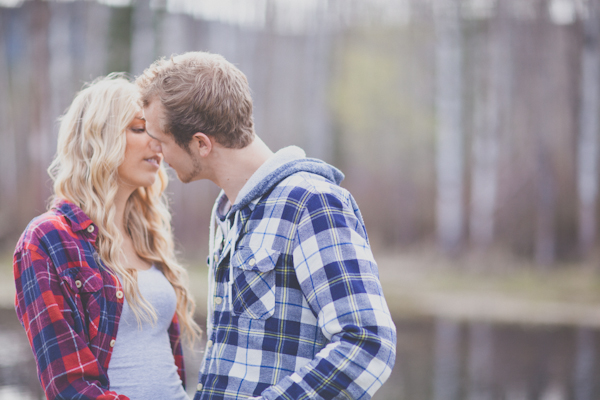 camping-engagement-session