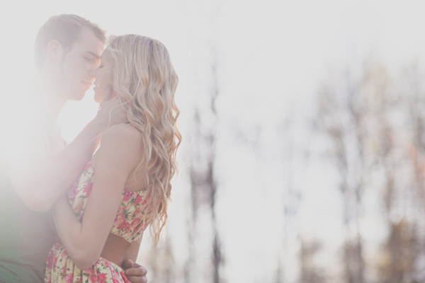 camping-engagement-session