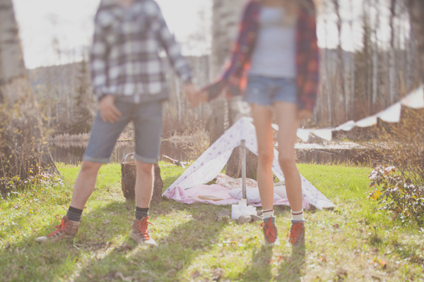 camping-engagement-session