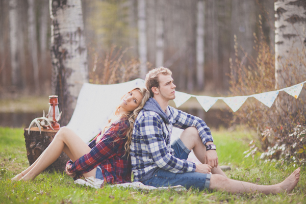 camping-engagement-session