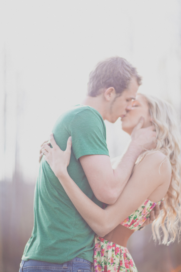 camping-engagement-session