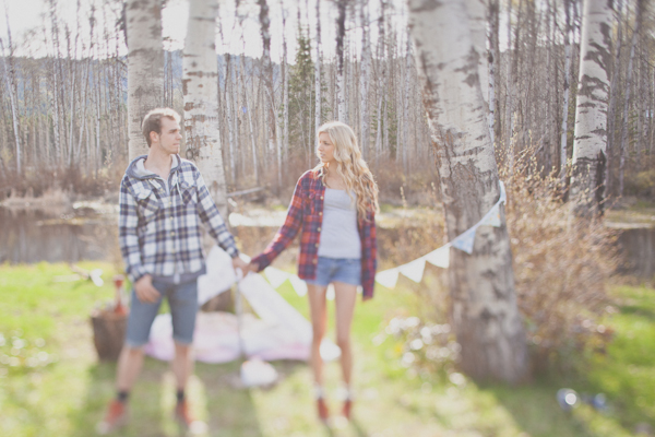 camping-engagement-session