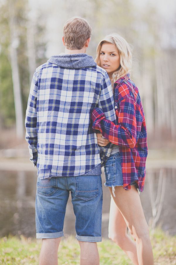 camping-engagement-session