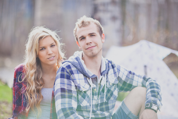 camping-engagement-session