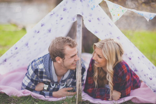 camping-engagement-session