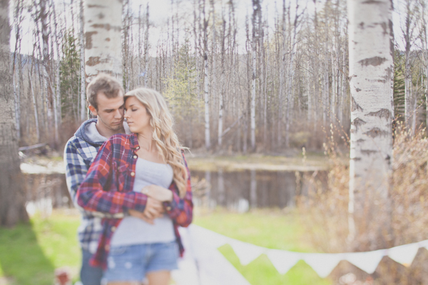 camping-engagement-session
