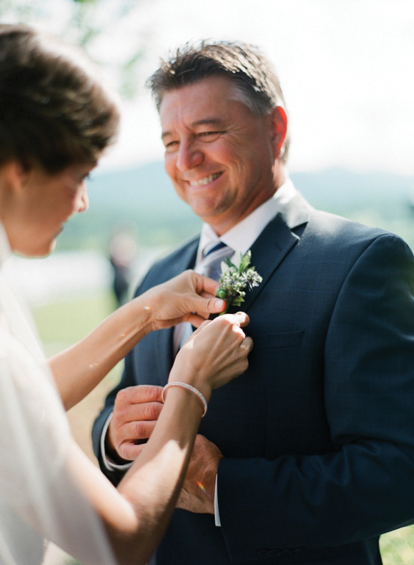 charlottesville-vineyard-wedding