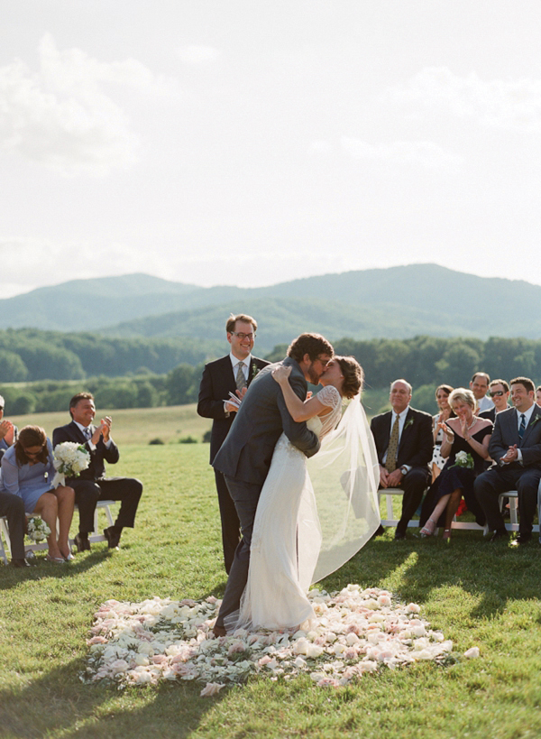 charlottesville-vineyard-wedding