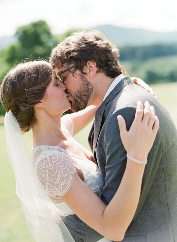 charlottesville-vineyard-wedding
