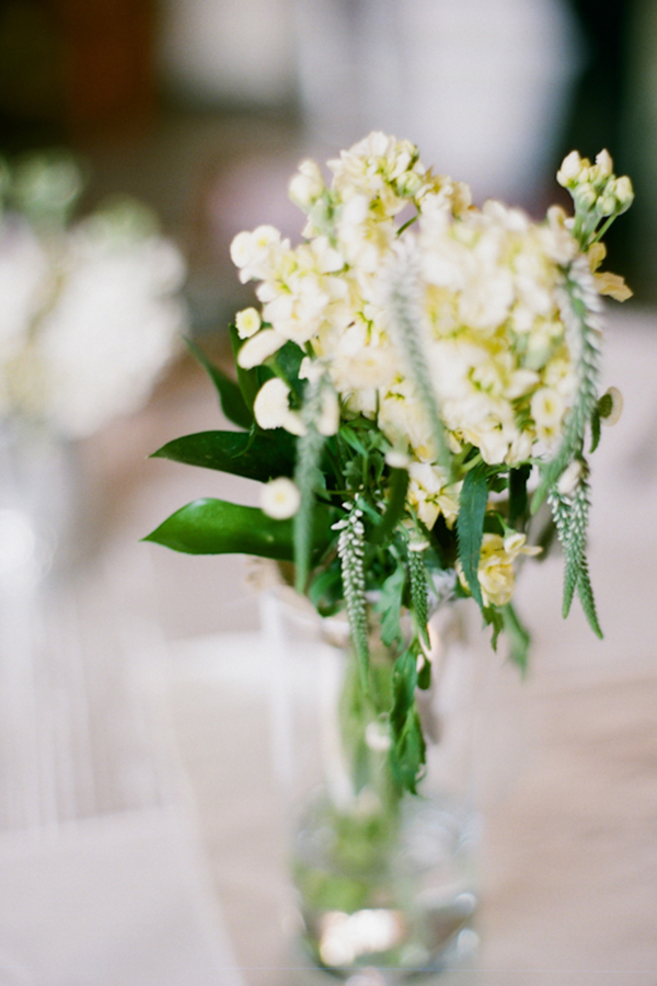 classic-white-wedding-with-mint-accents