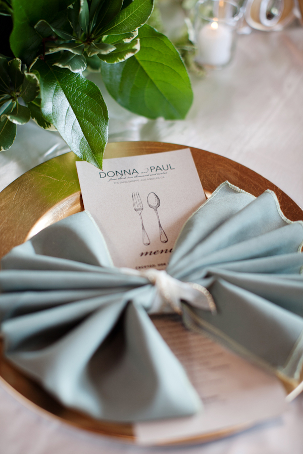classic-white-wedding-with-mint-accents
