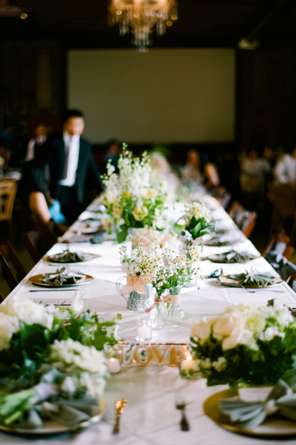 classic-white-wedding-with-mint-accents