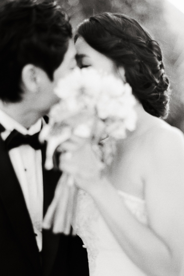 classic-white-wedding-with-mint-accents