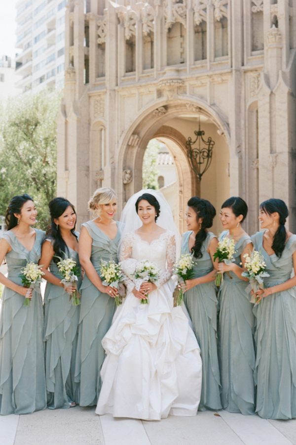 classic-white-wedding-with-mint-accents