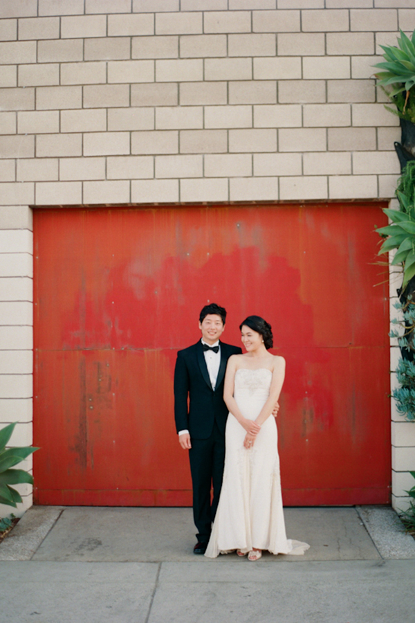 classic-white-wedding-with-mint-accents
