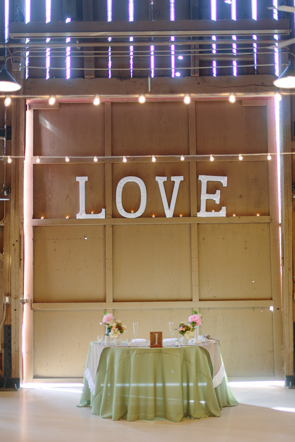 diy-peach-and-green-country-wedding