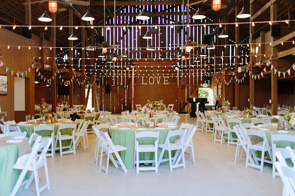 diy-peach-and-green-country-wedding