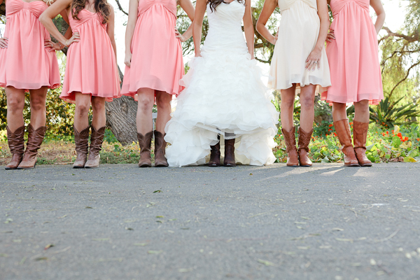 diy-peach-and-green-country-wedding