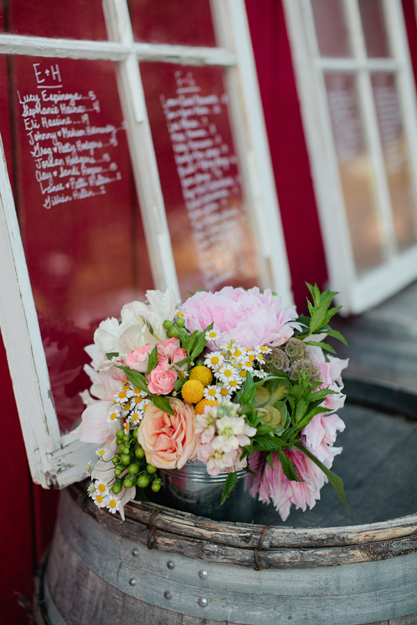 diy-peach-and-green-country-wedding