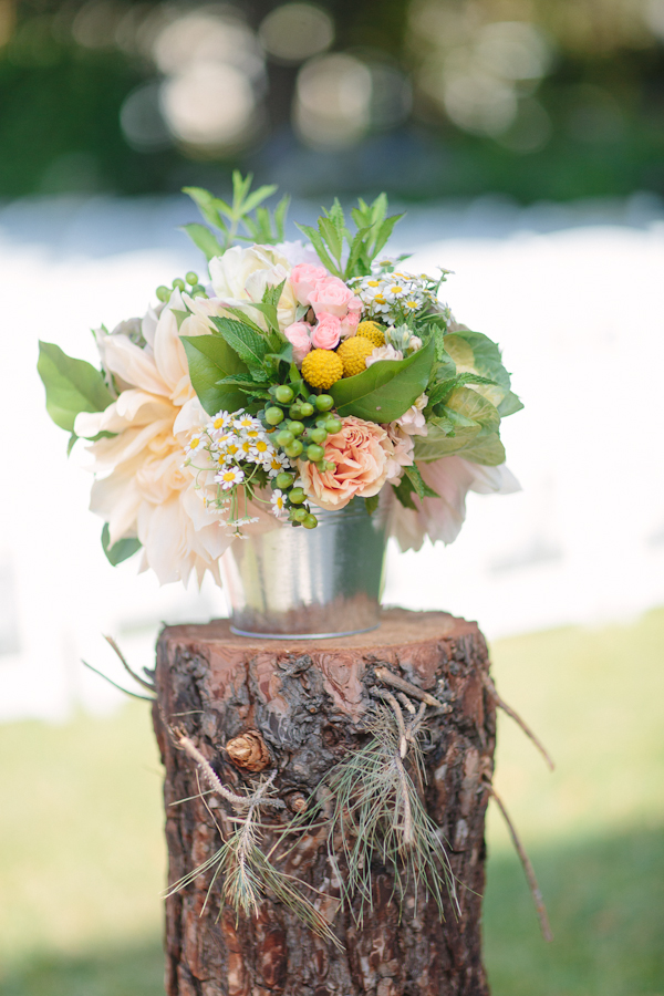 diy-peach-and-green-country-wedding