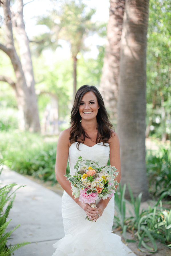 diy-peach-and-green-country-wedding