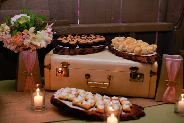 diy-peach-and-green-country-wedding