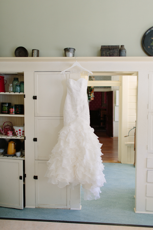 diy-peach-and-green-country-wedding
