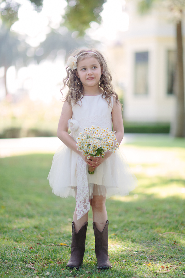 diy-peach-and-green-country-wedding