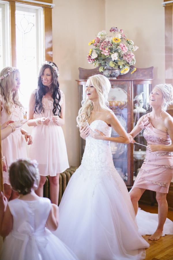 elegant-and-glamorous-barn-wedding