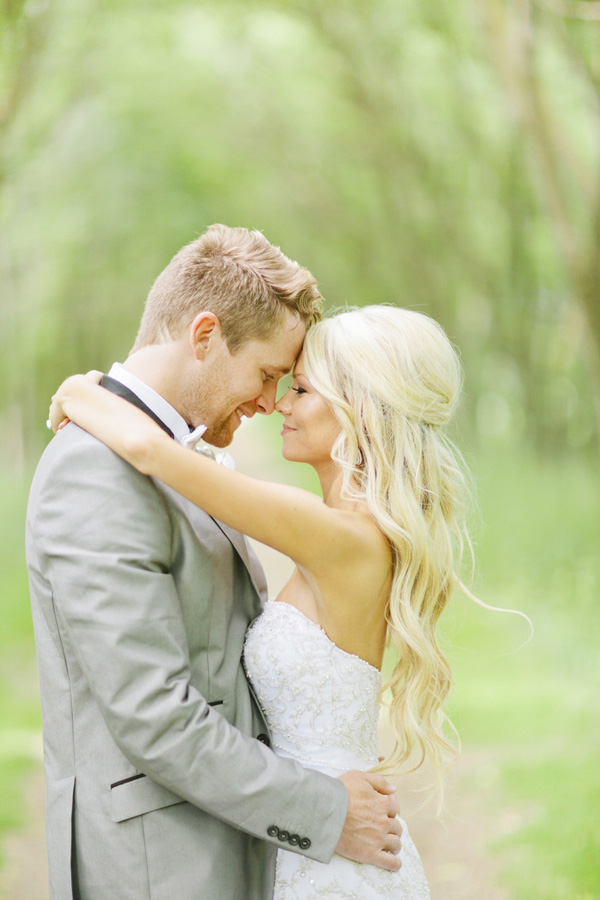 elegant-and-glamorous-barn-wedding