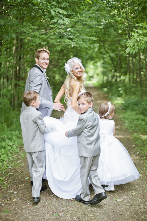 elegant-and-glamorous-barn-wedding