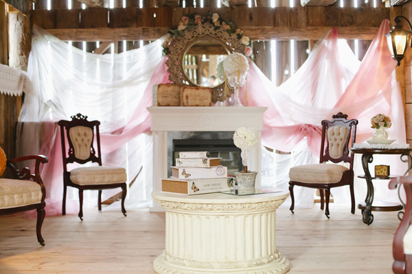 elegant-and-glamorous-barn-wedding