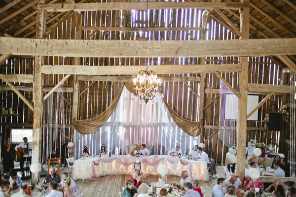 elegant-and-glamorous-barn-wedding