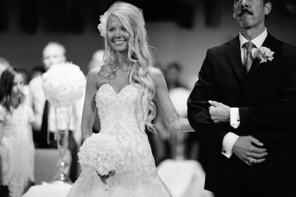 elegant-and-glamorous-barn-wedding