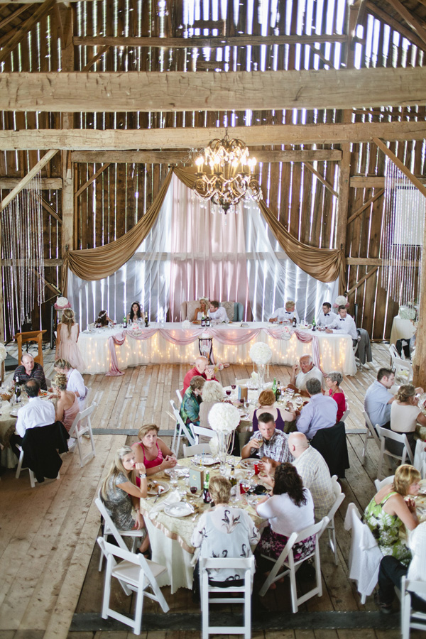 elegant-and-glamorous-barn-wedding