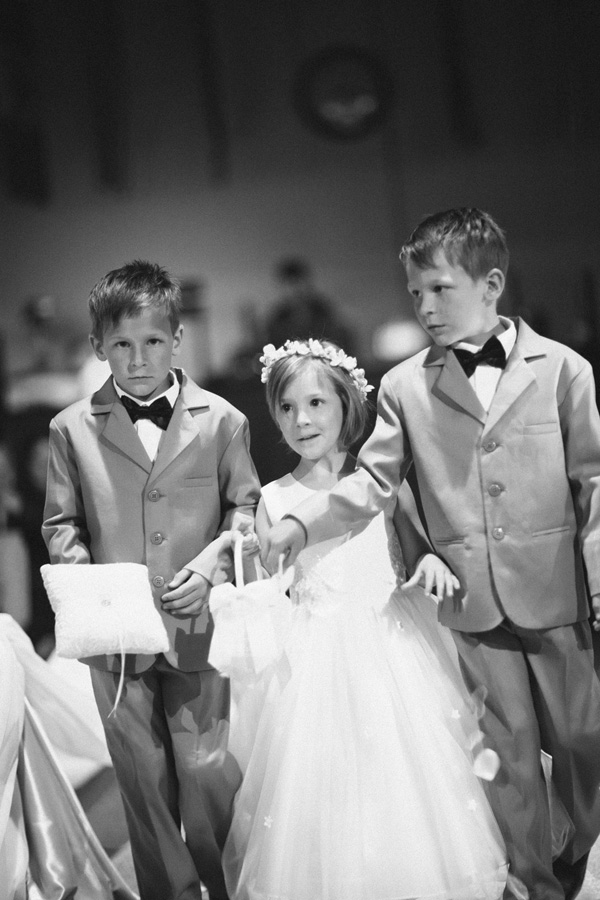 elegant-and-glamorous-barn-wedding