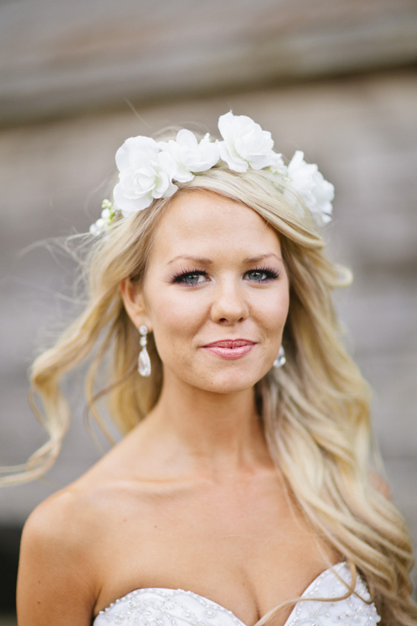elegant-and-glamorous-barn-wedding