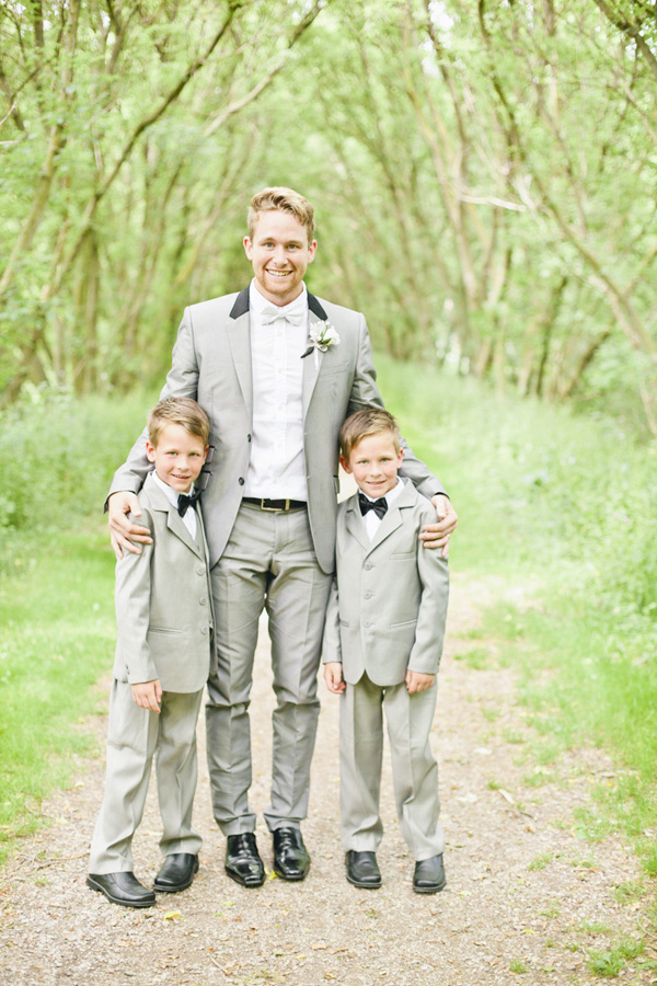 elegant-and-glamorous-barn-wedding