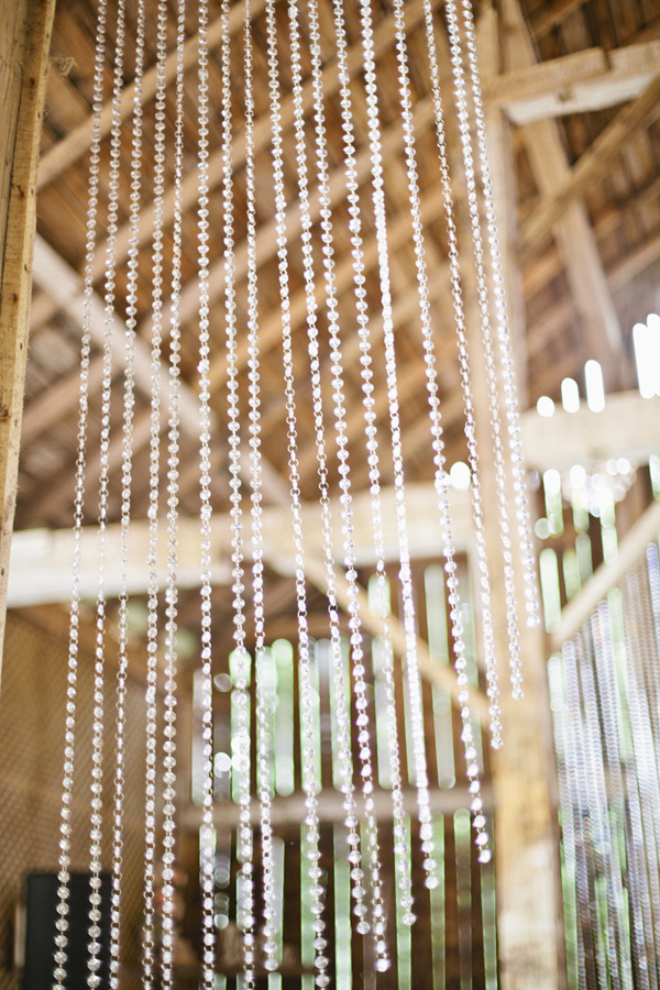 elegant-and-glamorous-barn-wedding