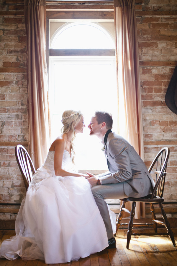 elegant-and-glamorous-barn-wedding
